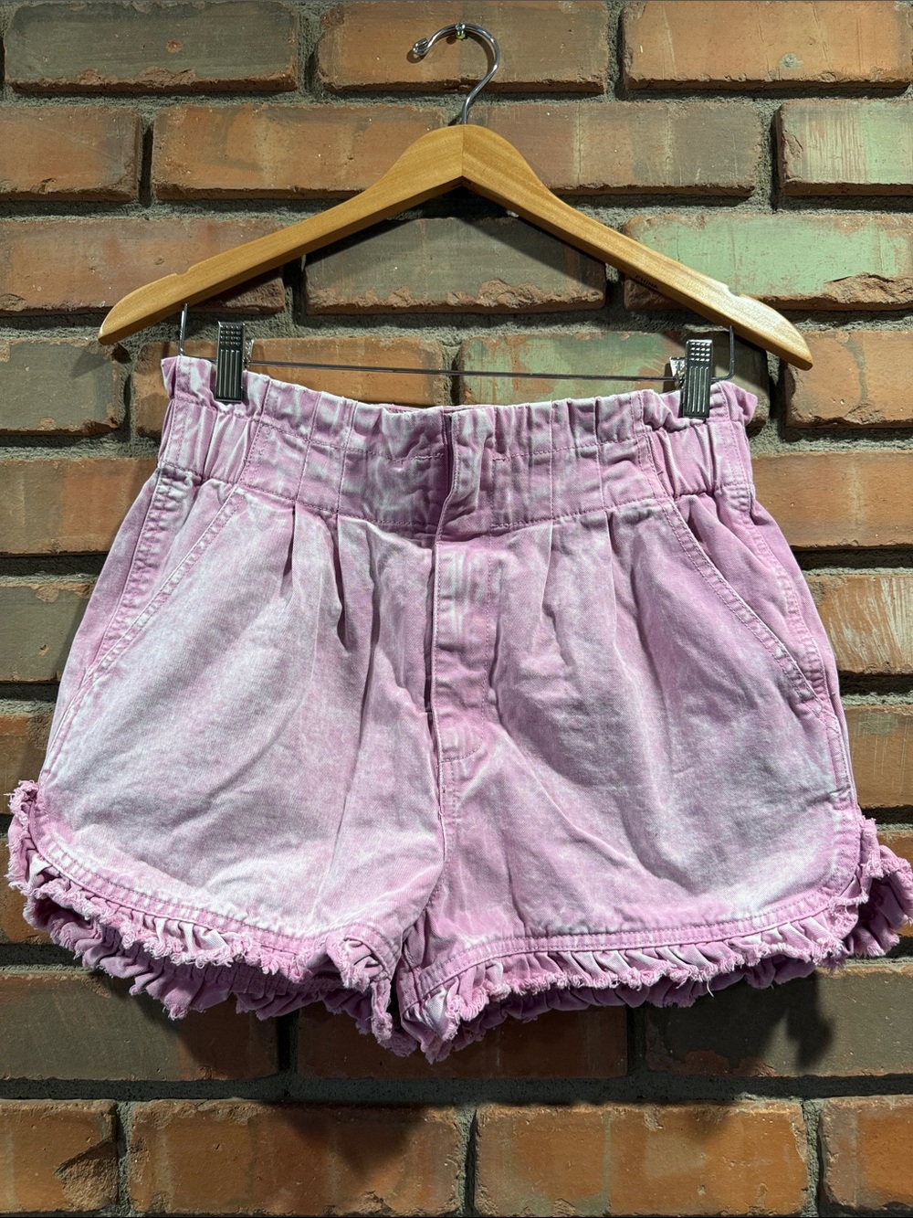 High-Waist Pink Ruffle Hem Women's Shorts